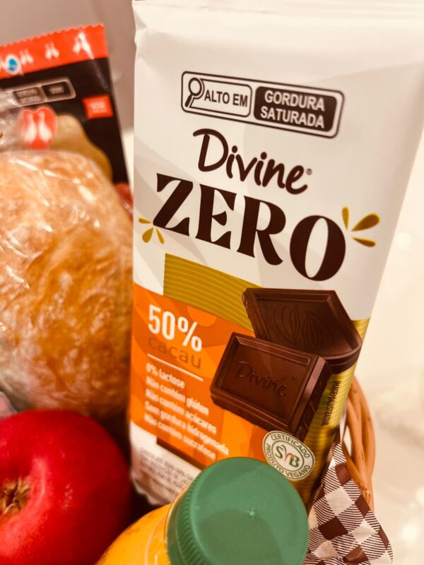 Presenteie com a Cesta Zero Lactose: equilíbrio entre sabor e saúde.